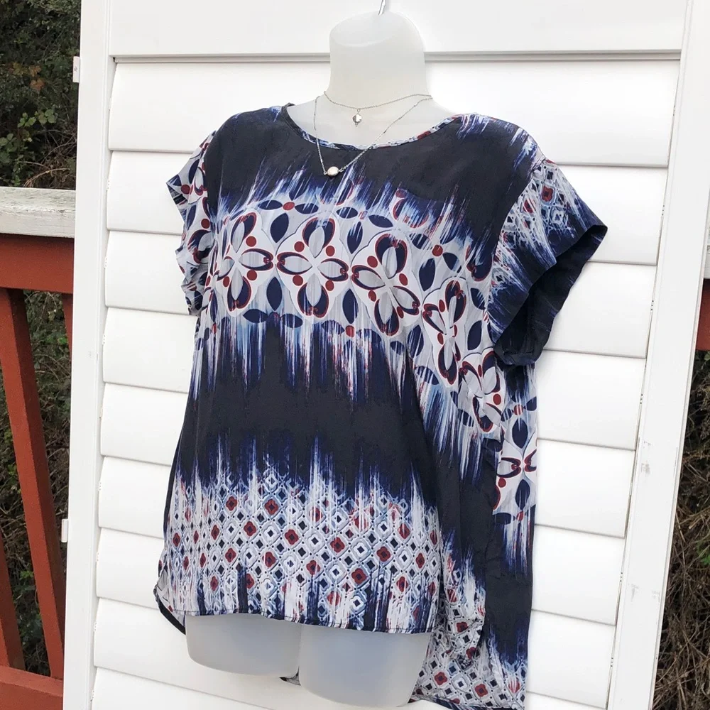 Tianello Navy and White Patterned Blouse - Picture 3 of 10